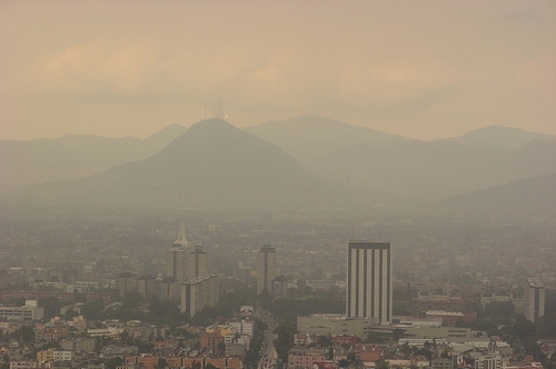 Dunstglocke über Mexiko-Stadt /
fotoreisebericht.de, flickr