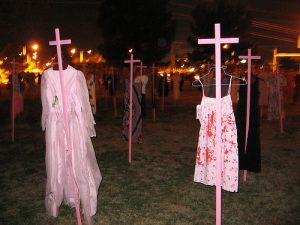 Gedenken an die Frauenmorde in Mexiko / detritus, flickr