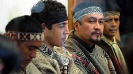 Mapuche bei ihrem Prozess in Cañete / Radio Universidad de Chile, mapuexpress