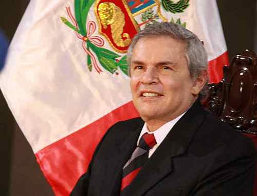 Kandidat Castañeda war in Lima Bürgermeister / christalloc, wikipedia