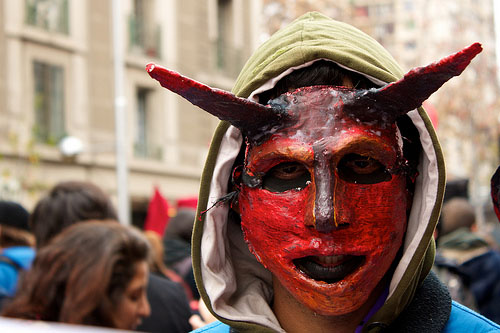 Wenn die Bildung zum Teufel geht - Demonstrant am 30. Juni 2011 / Horment, flickr