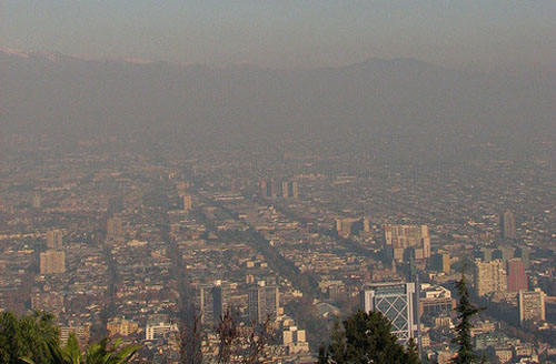 Smog über Santiago de Chile, gesehen vom Hügel San Cristiobal / rhuturbia, flickr