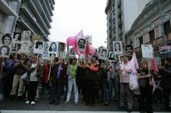 Proteste von Diktaturopfern / laradiodelsur
