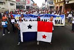 Reclamo en Panama. Foto: Pulsar/prensa Latina