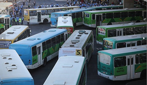 Bisher mangelhaft: Der öffentliche Nahverkehr in Brasilien / Semilla Luz. CC BY 2.0, Flickr
