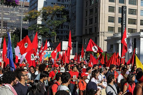 Demonstration am Nationalen Aktionstag in São Paulo (11.Juli 2013) / Rafael Stedile, brasildefato_1, CC BY-NC-SA 2.0, flickr