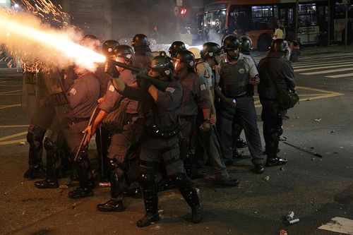 Repression in Sao Paulo / Brasildefato1, CC BY-NC-SA 2.0, Flickr