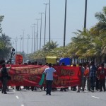 Proteste von Ölarbeitern gegen die Versteigerung. Foto: Pulsar Brasil/APN