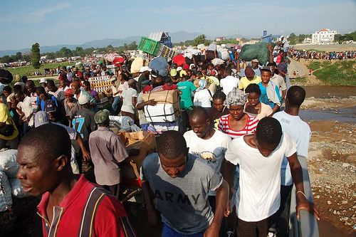 Haitianische Arbeitsmigrant*innen auf dem Weg zur Dominikanischen Republik // danisj 2, CC BY-NC 2.0, Flickr