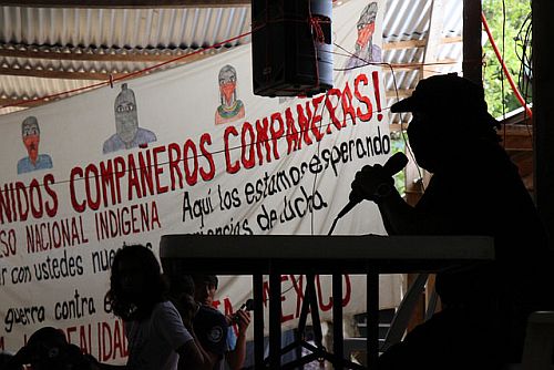 Treffen von CNI und EZLN im August 2014 / Foto: tierra-radio, CC BY-NC-SA 2.0, flickr
