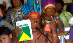 Die Rechte der Indigenen Brasiliens werden oft weiterhin mit Füßen getreten. Foto: Adital