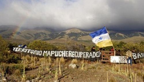 Der Konflikt zwischen den Mapuche und Benetton hält an.