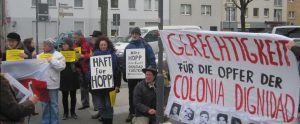 Kundgebung gegen Straflosigkeit 2013 in Krefeld, Foto: FDCL, CC-BY-ND-3.0