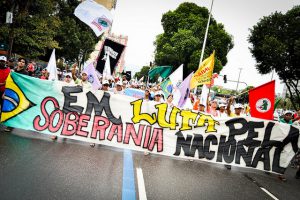Demo für die Souveränität des Landes in Rio de Janeiro, Brasilien / Colectivo de Comunicación del Levante Popular de la Juventud. Foto: Brasil de Fato (CC-BY-ND-4.0)
