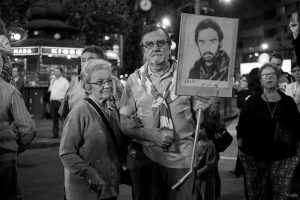 Schweigemarsch in Uruguay für die Opfer der Militärdiktatur. Foto: Sofíagonzález/flickr (CC BY-NC-ND 2.0)