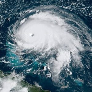 Der Hurrikan Dorian hat 2019 vor allem die Bahamas und Puerto Rico stark verwüstet. Die Schänden waren noch nicht beseitigt, dann kamen wirtschaftliche Einbußen durch Covid-19 hinzu. Foto: Wikipedia