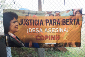 "Gerechtigkeit für Berta" heißt es auch fünf Jahre nach ihrer Ermordung / Foto: Trocaire via Flickr  (CC BY 2.0)