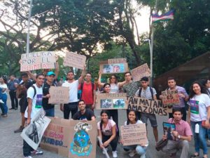 Die Umweltbewegung Fridays For Future Cali bei einer Mobilisierung am 19. März / Foto: colombia informa