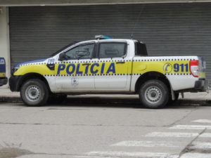 Diese Marke kann tödlich sein.
Polizeiwagen in Concepción
Foto: Wunabbis via wikimedia
CC BY-SA 4.0