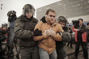 Eine Festnahme in Moskau. Foto: Evgeniy Isaev/Flickr (CC BY 2.0)