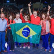 PT gibt offiziell Lulas Kandidatur für Präsidentschaftswahlen bekannt