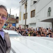 Gustavo Petro tritt das Amt des Präsidenten an