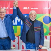 Lula. Politisches Comeback des PT-Vorsitzenden