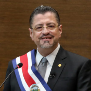 Trollflüsterer? Costa Ricas Präsident Rodrigo Chaves; Foto: Julieth Méndez, Presidencia de la República de Costa Rica