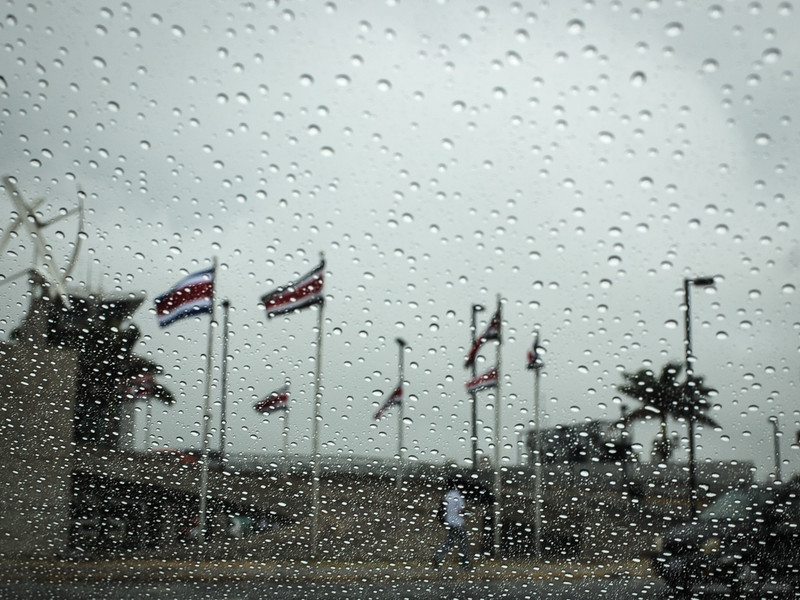 Regenfälle am Flughafen Juan Santamaría in Costa Rica. Foto: Guillermo Durán/Flickr