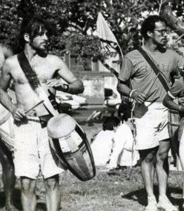 Los hermanos Ángel y José Delfín en un ensayo de Candombe en Buenos Aires