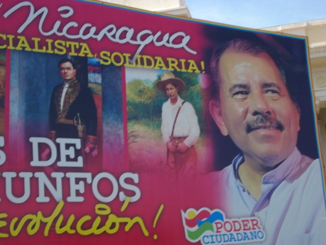 Daniel Ortega regiert inzwischen seit fast 20 Jahren. Hier ein Wahlplakat aus dem Jahr 2010.
Foto: Renata Avila via flickr
CC BY 2.0 Deed